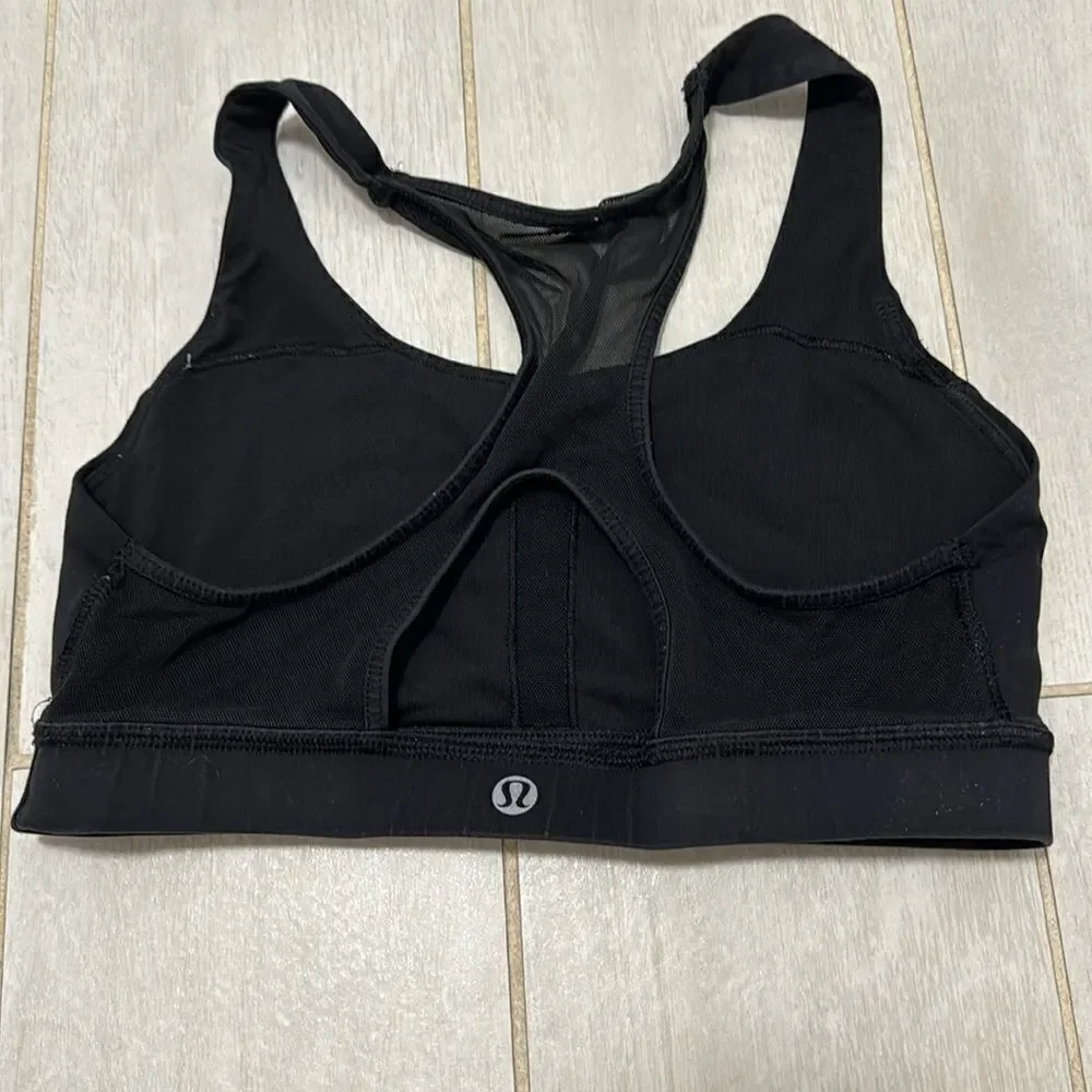 Black lululemon mesh back bra 4 - Picture 2 of 3